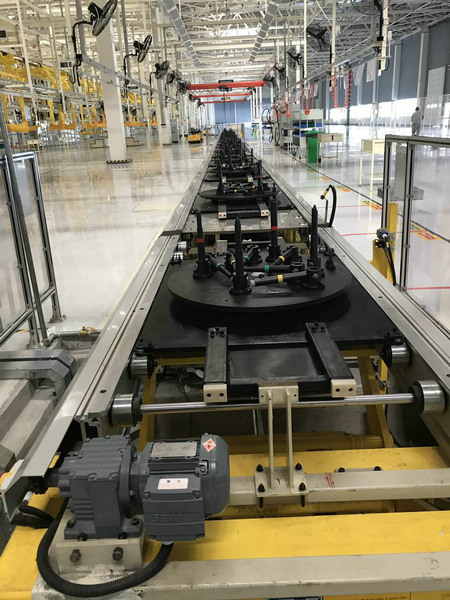 江鈴總裝發(fā)動機分裝輥道